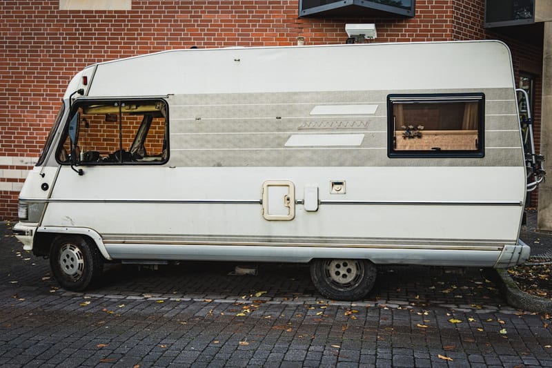 Poids lourd aménagé VASP : tout savoir avant d'acheter